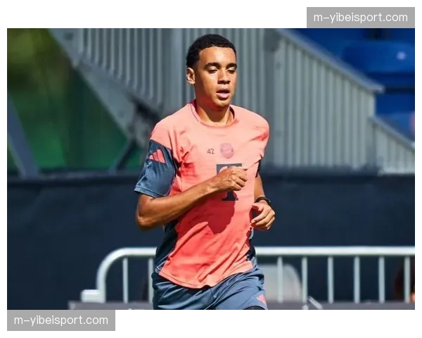 专访穆西亚拉：谈论英格兰与德国的选择，以及如何在拜仁承担更多责任